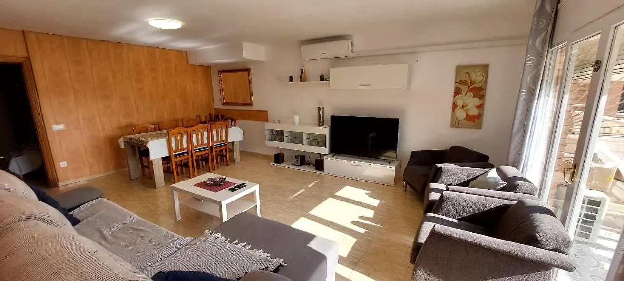 Bravaholidays-601-Lloret Park 1 Vidreres Villa